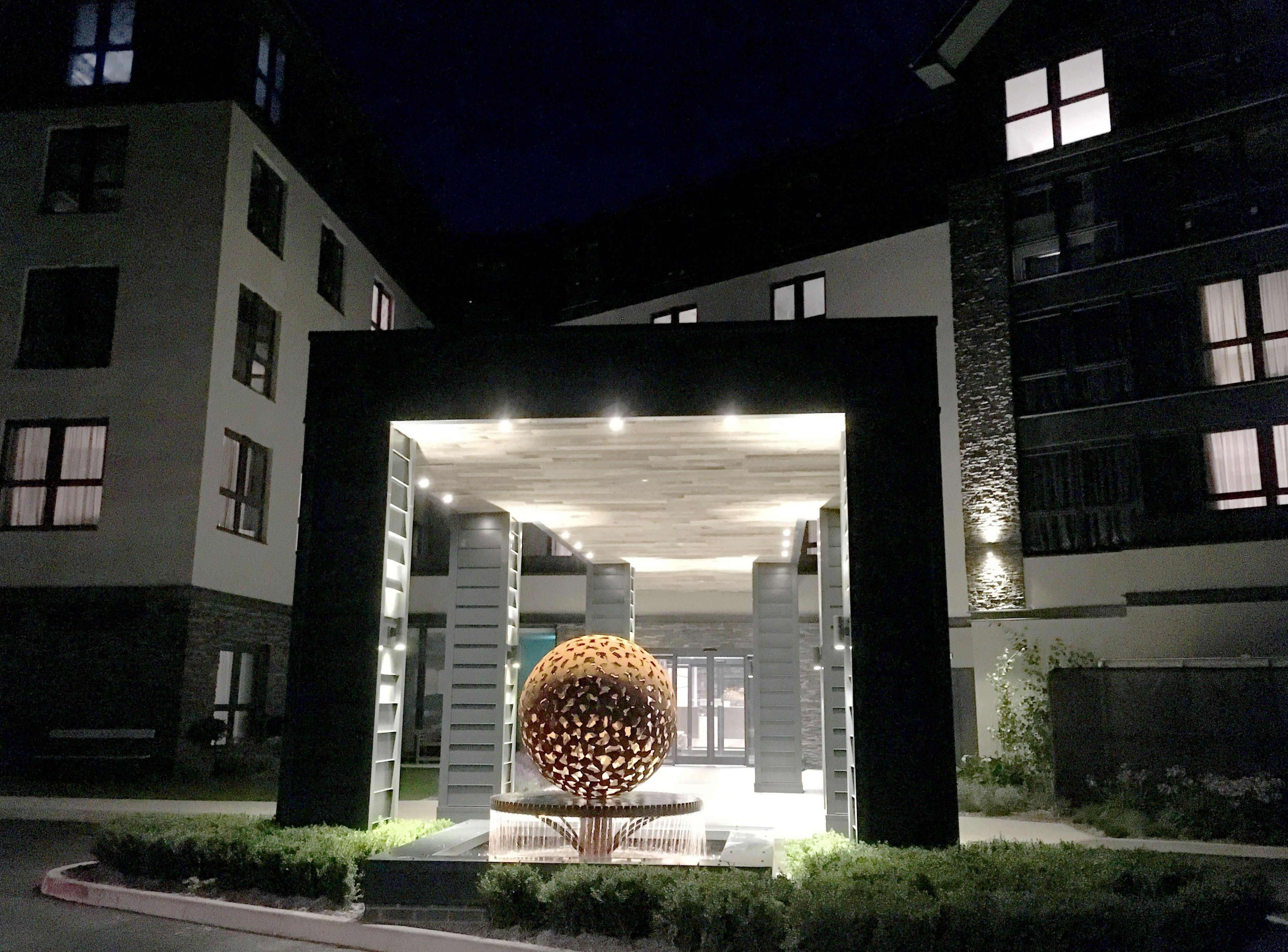 Boulevard Hotel — Photos 1